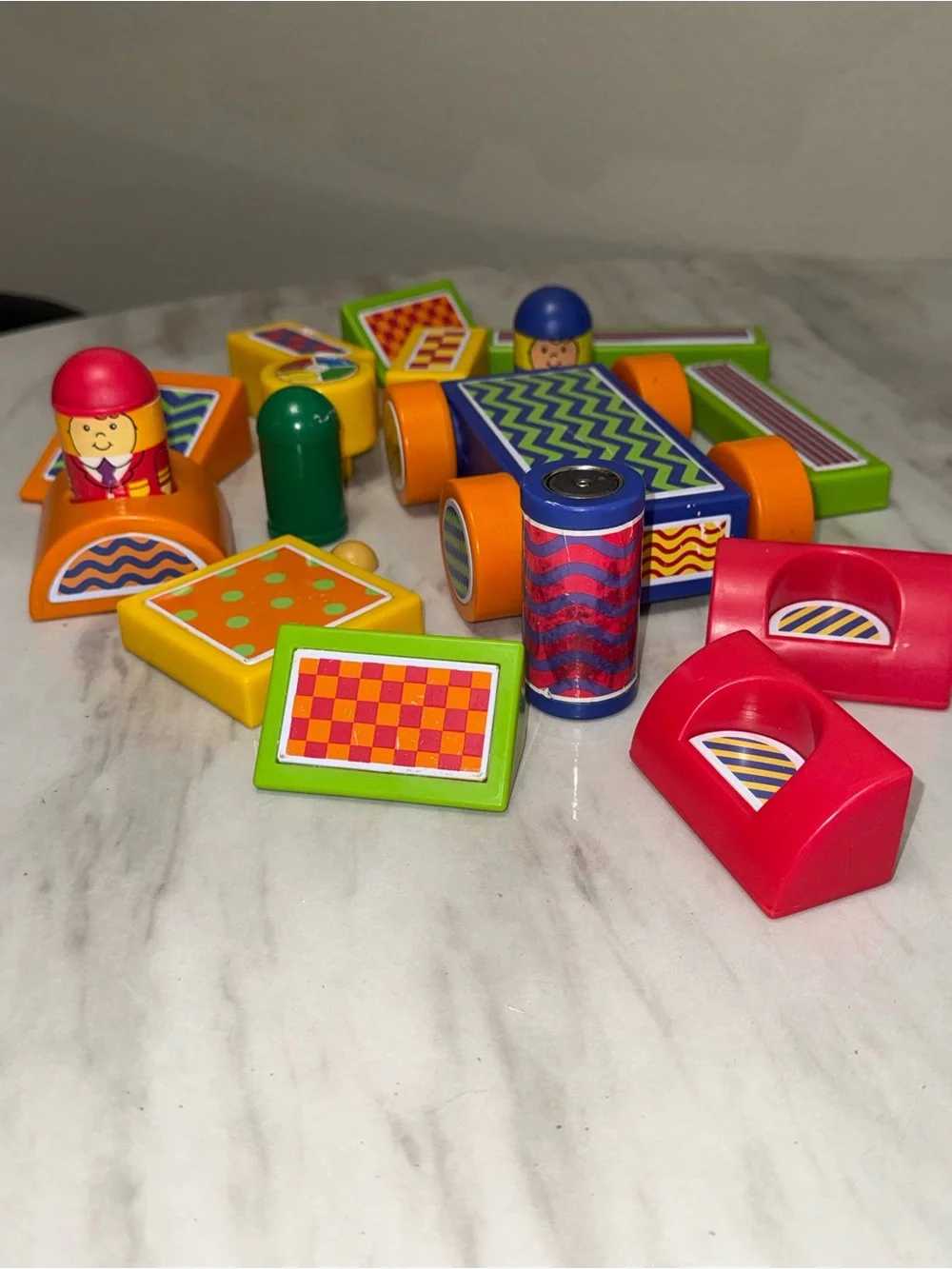 Hilco 80’s Vinatge vehicle building blocks